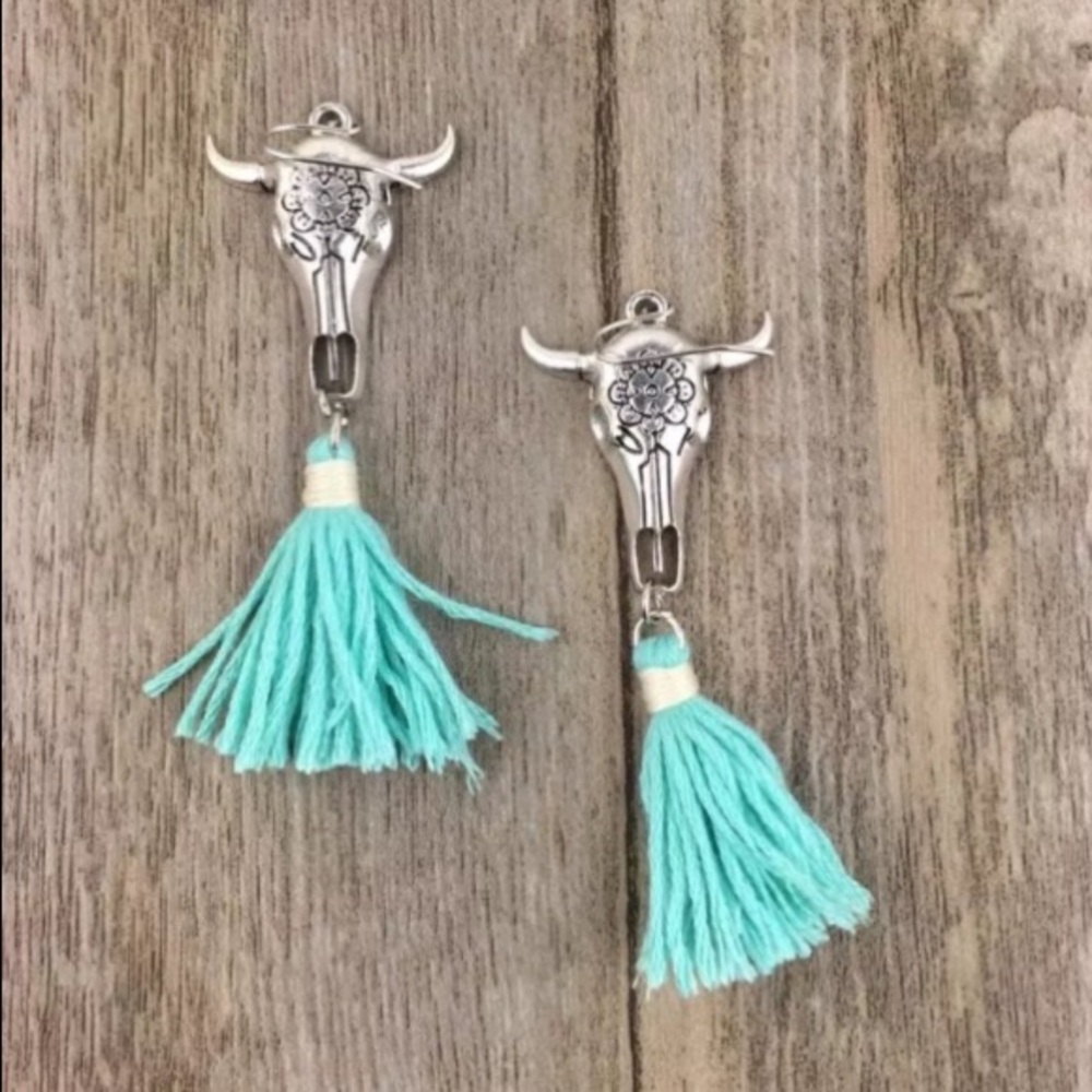 Cow Skull Tassel Boho Earrings Taurus - Picture 2 of 6
